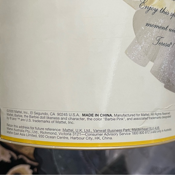 2000 Celebration Teresa Barbie - Picture 2 of 4